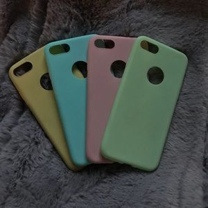 Four iPhone 7 cases